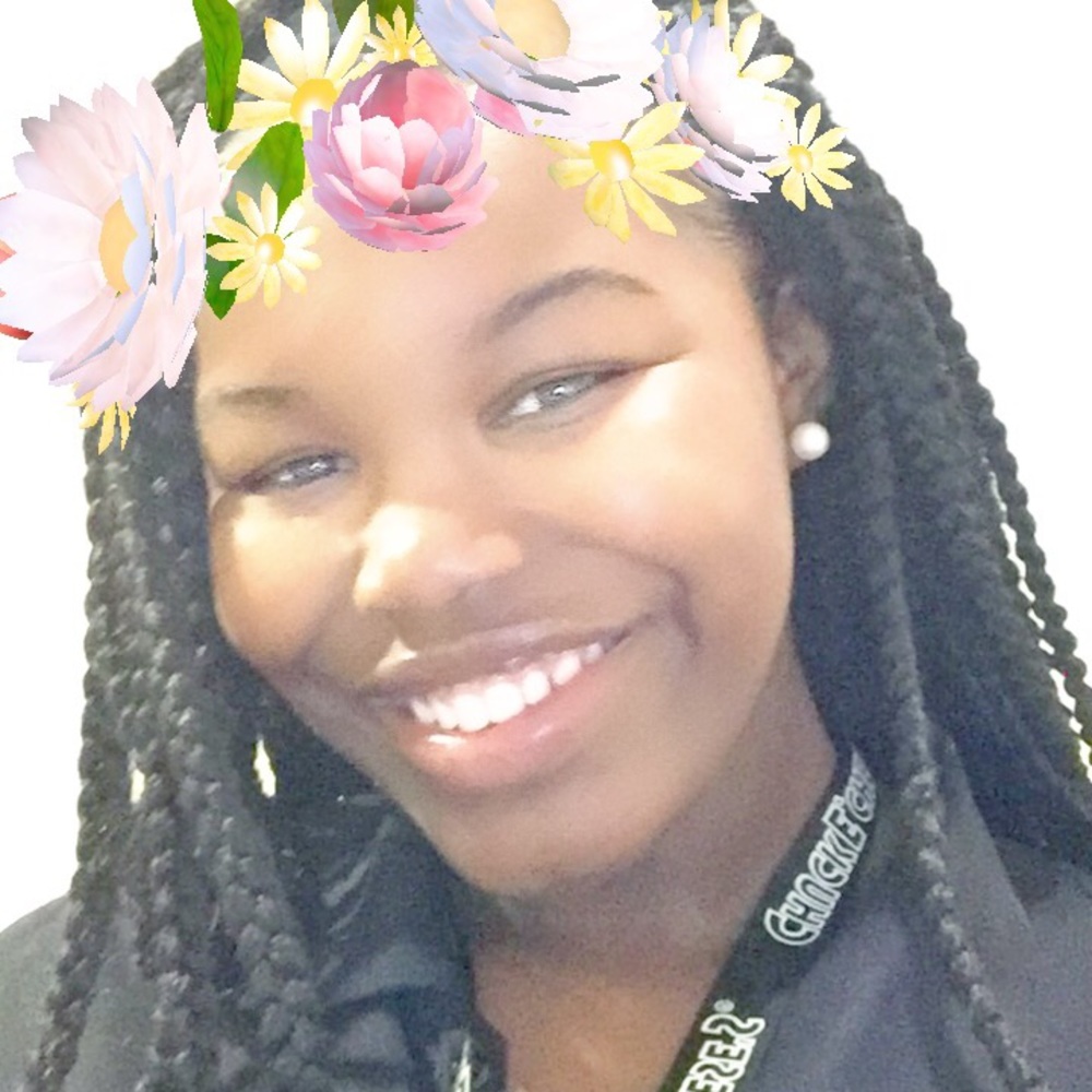 Meet your Posher, Rayven